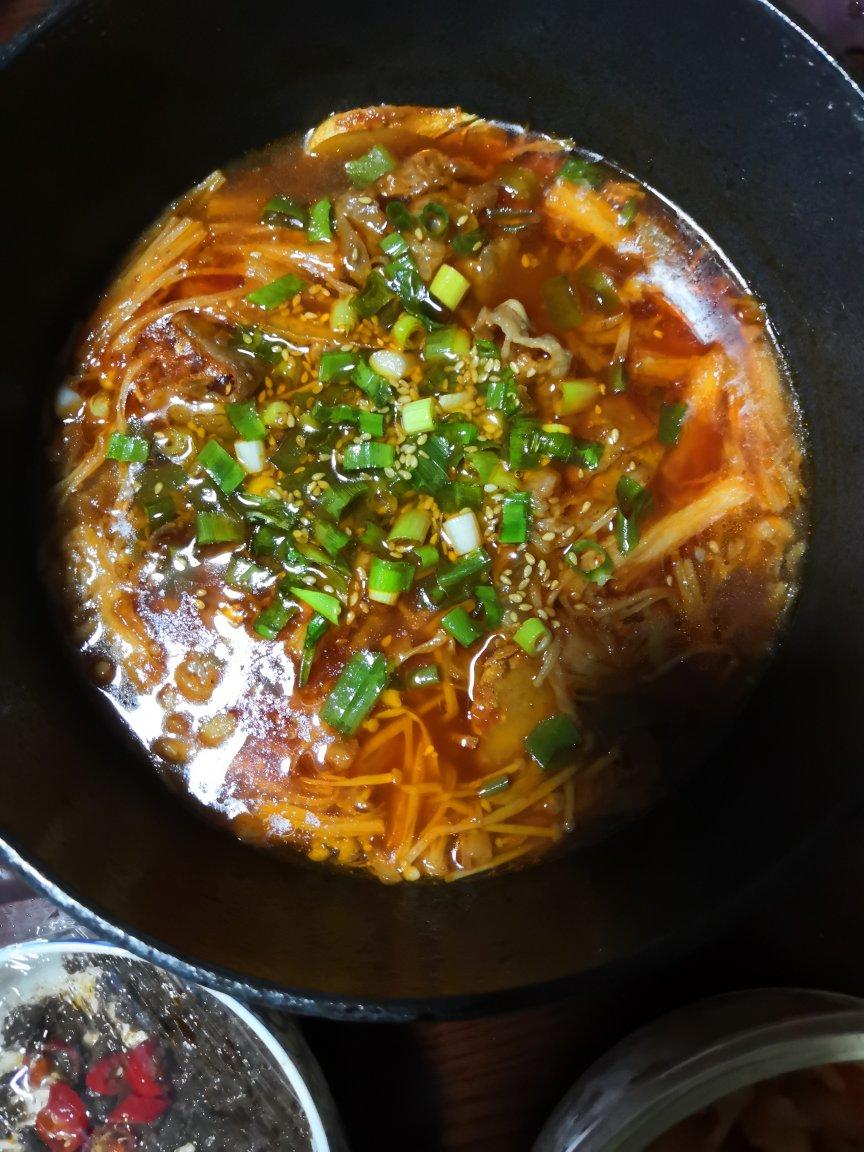 酸汤肥牛