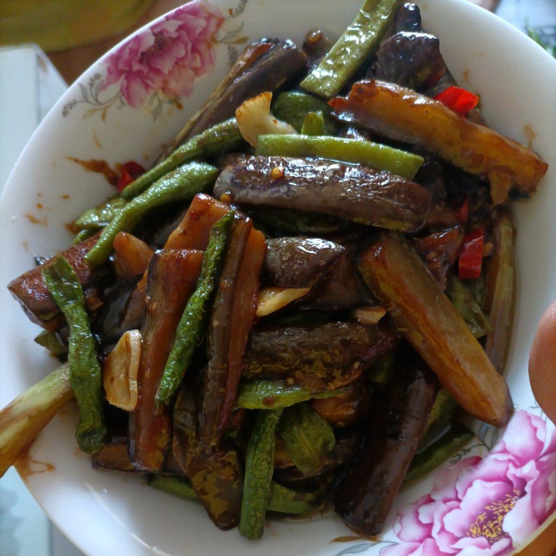 豆角烧茄子
