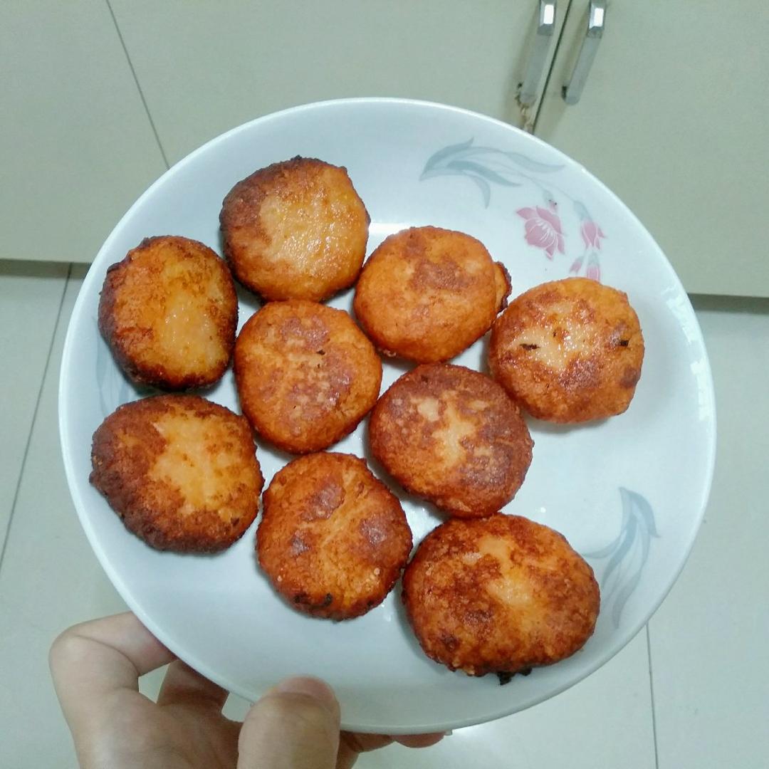 金枪鱼芝士土豆饼