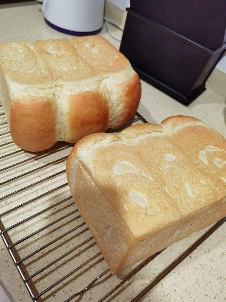 吴克己手撕炼乳吐司