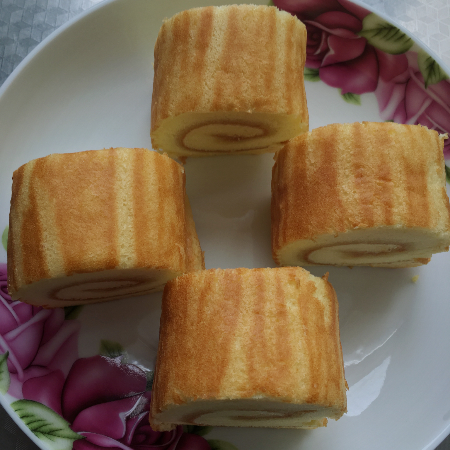 原味蛋糕卷