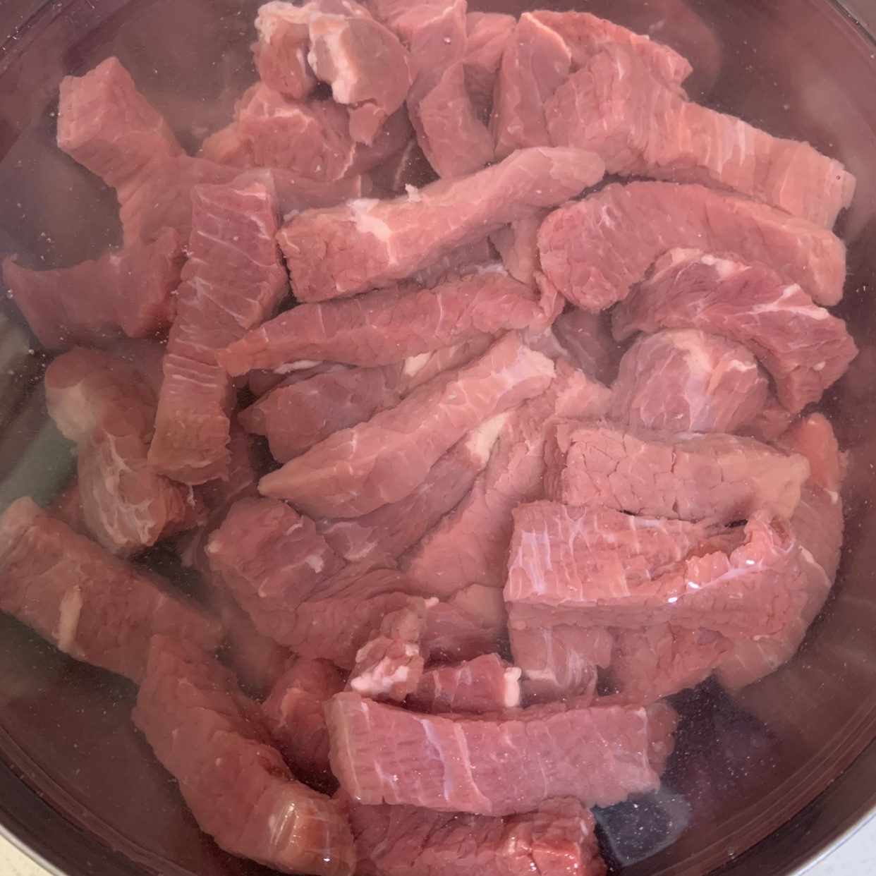 味道华丽做法简单的牛肉干（免烤免烘干）的做法 步骤2