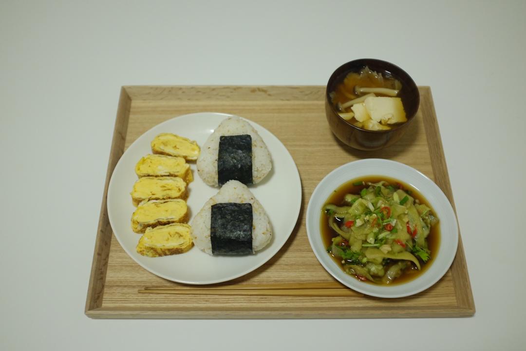 金枪鱼芝士饭团