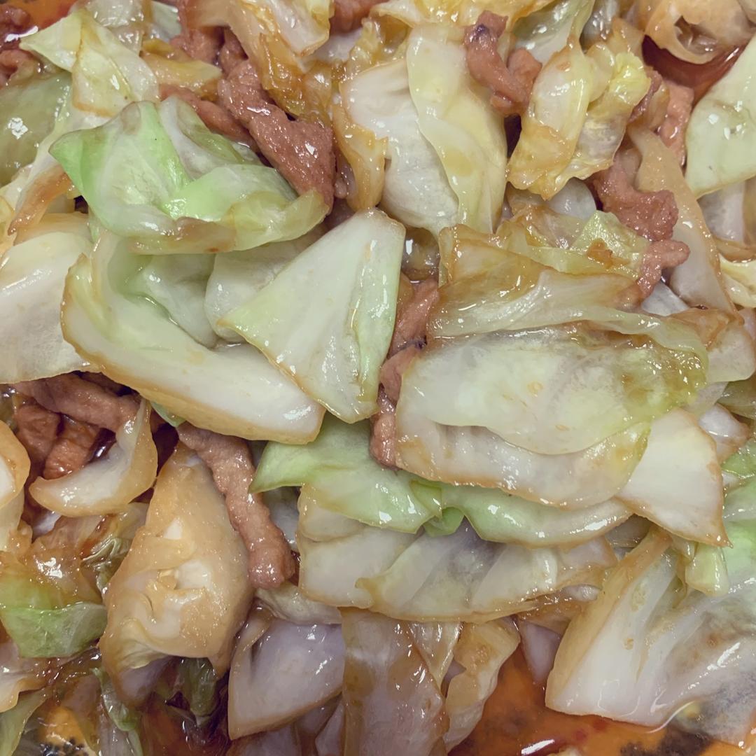 包菜炒肉