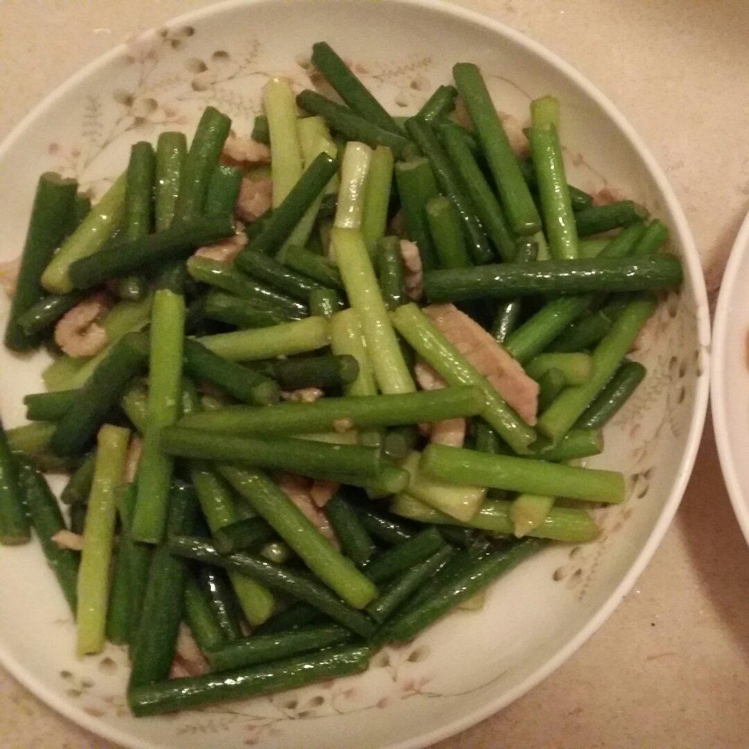 蒜薹炒肉丝