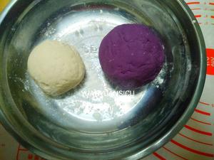 紫薯花卷的做法 步骤2