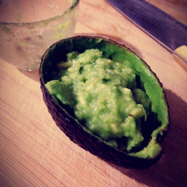 白糖拌牛油果（牛油果冰淇淋）