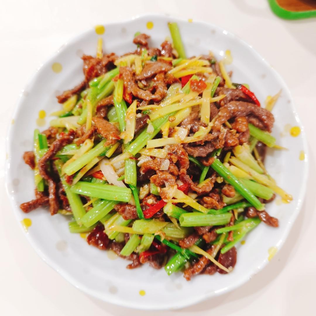 芹菜牛肉丝