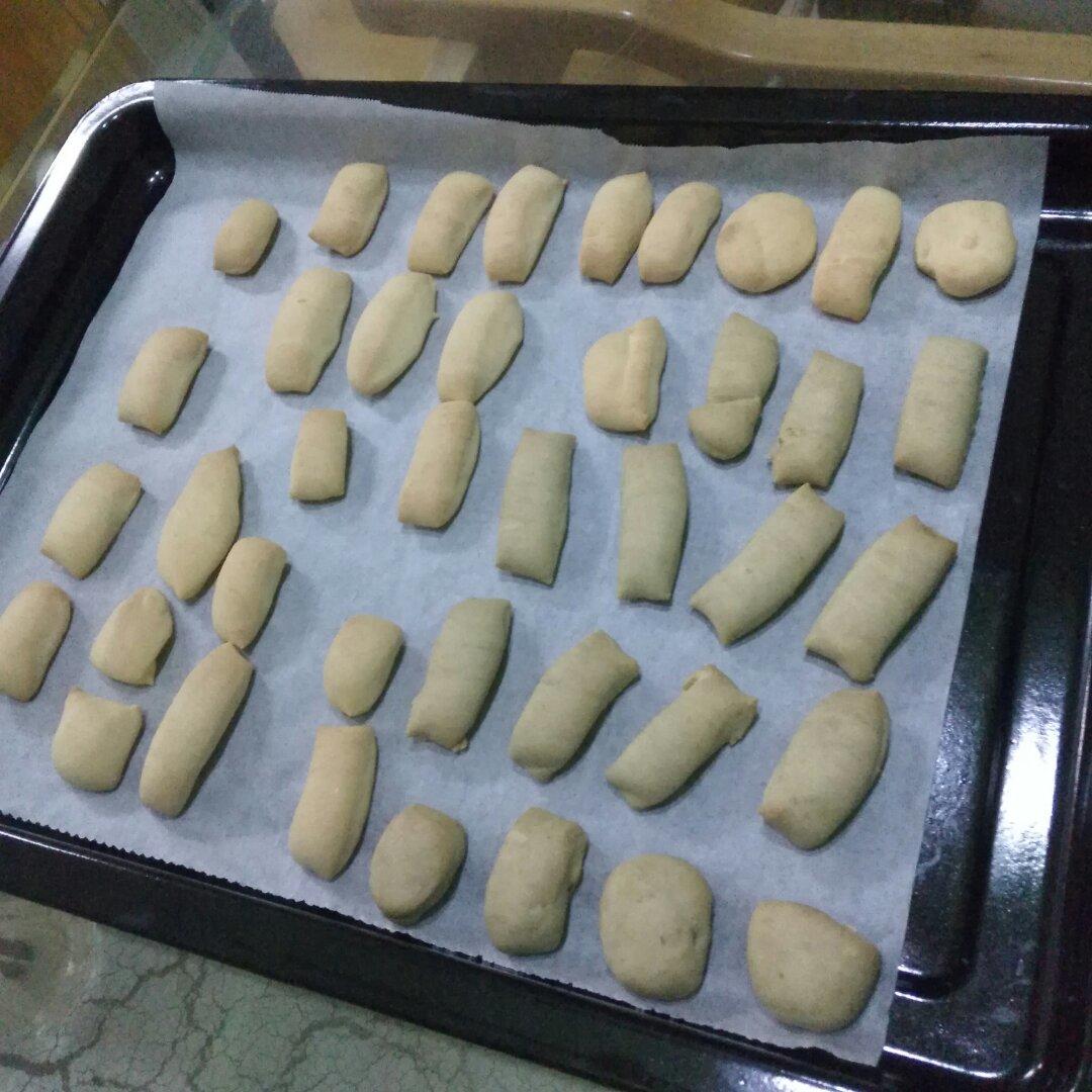 小石头饼干。