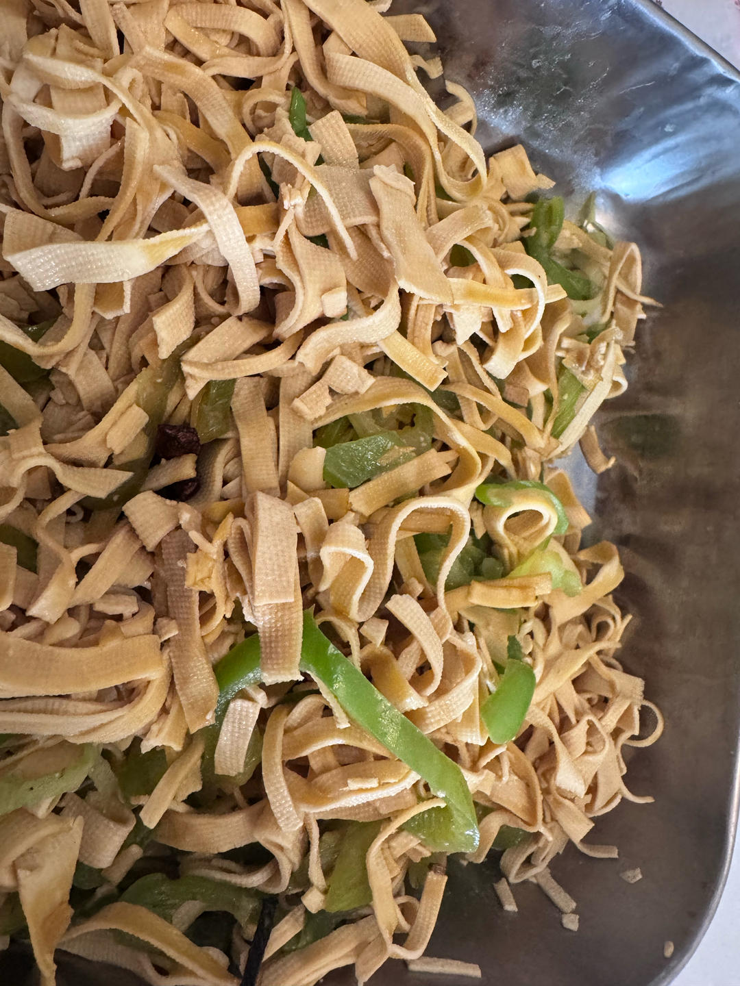 青椒炒干豆腐丝