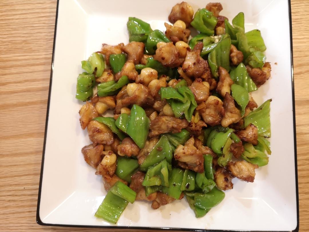 新手一学就会的无油尖椒炒掌中宝