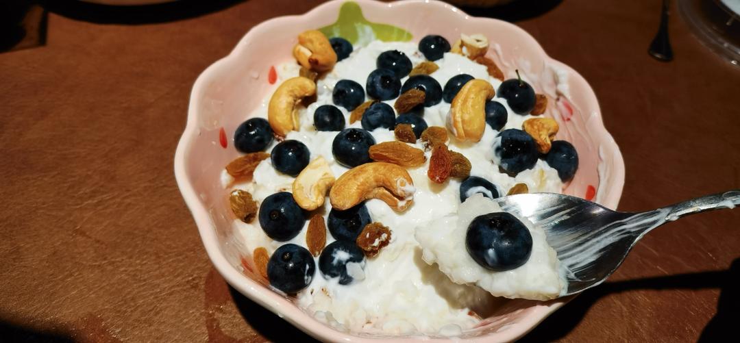 酒酿酸奶parfait