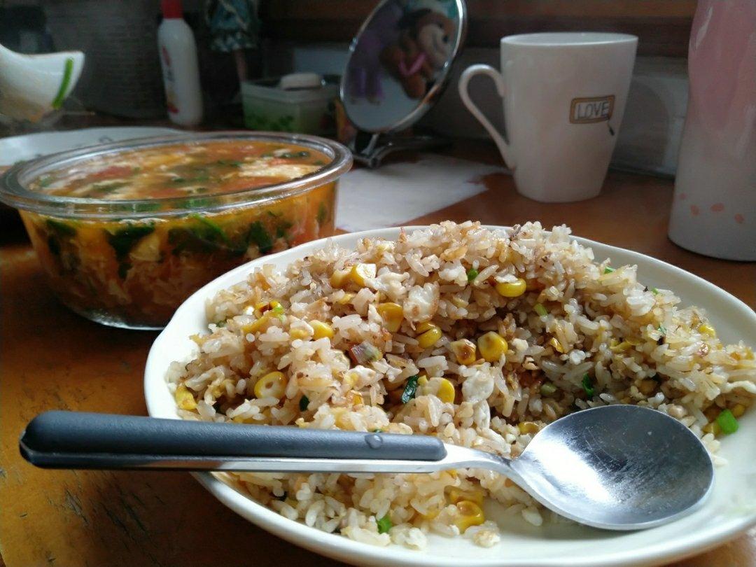 厨师长教你“蛋炒饭”如何做才好吃，答案都在这里面！