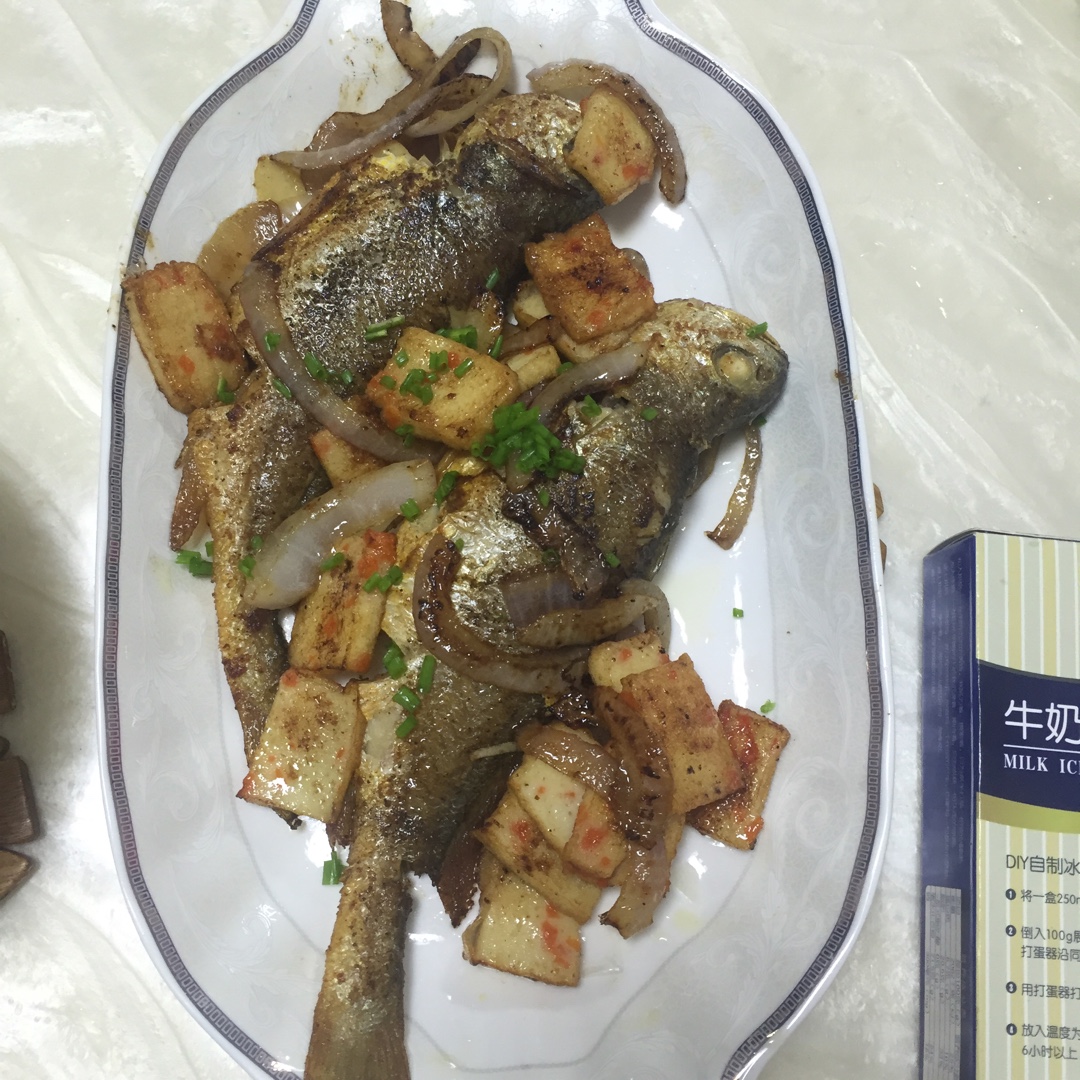 香煎小黄鱼