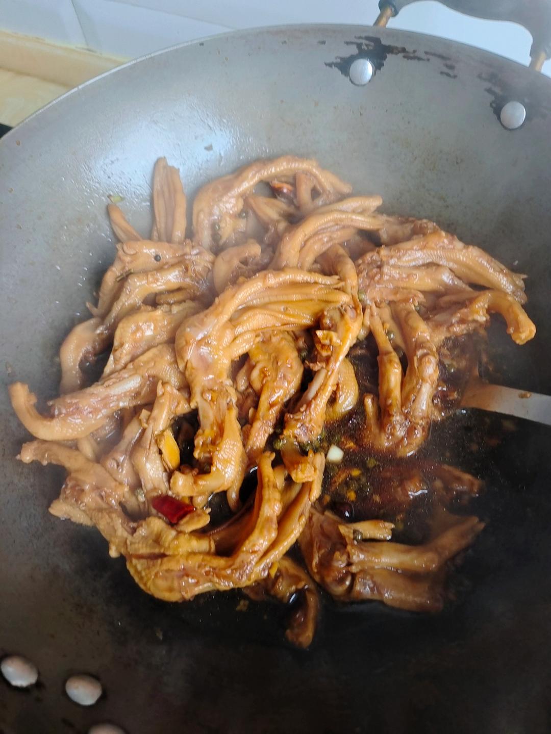 卤鸭掌不好吃你打我