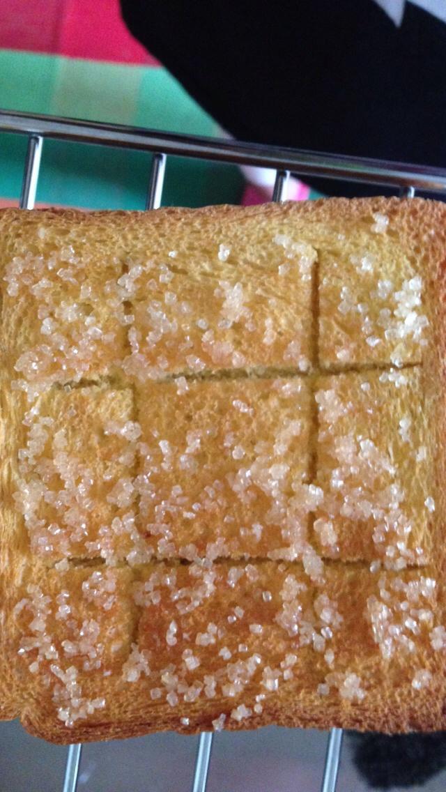 粗糖黃油面包片的做法