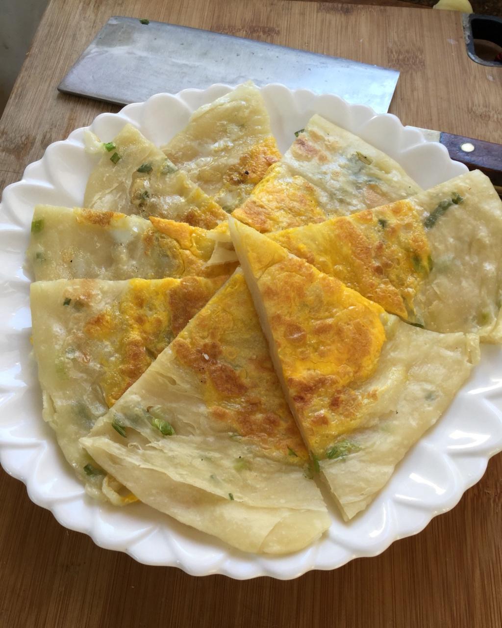 鸡蛋葱油饼                  （更新饼坯保存方法）