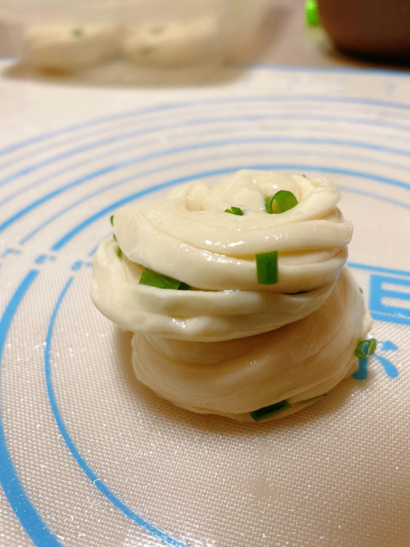 葱香盘丝饼 金丝饼 外酥里软葱香味十足 附细节视频详解