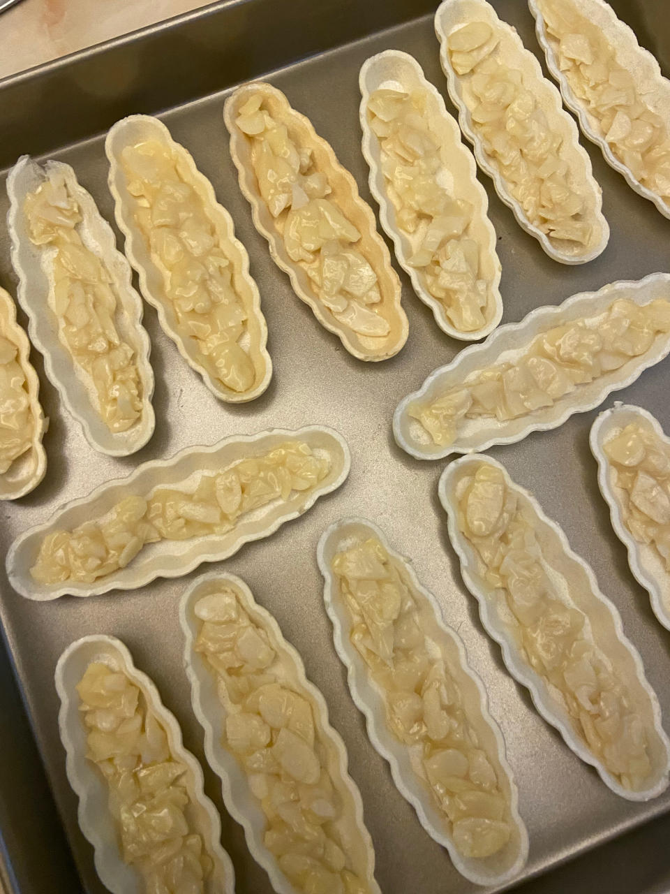 小美 焦糖杏仁糯米船