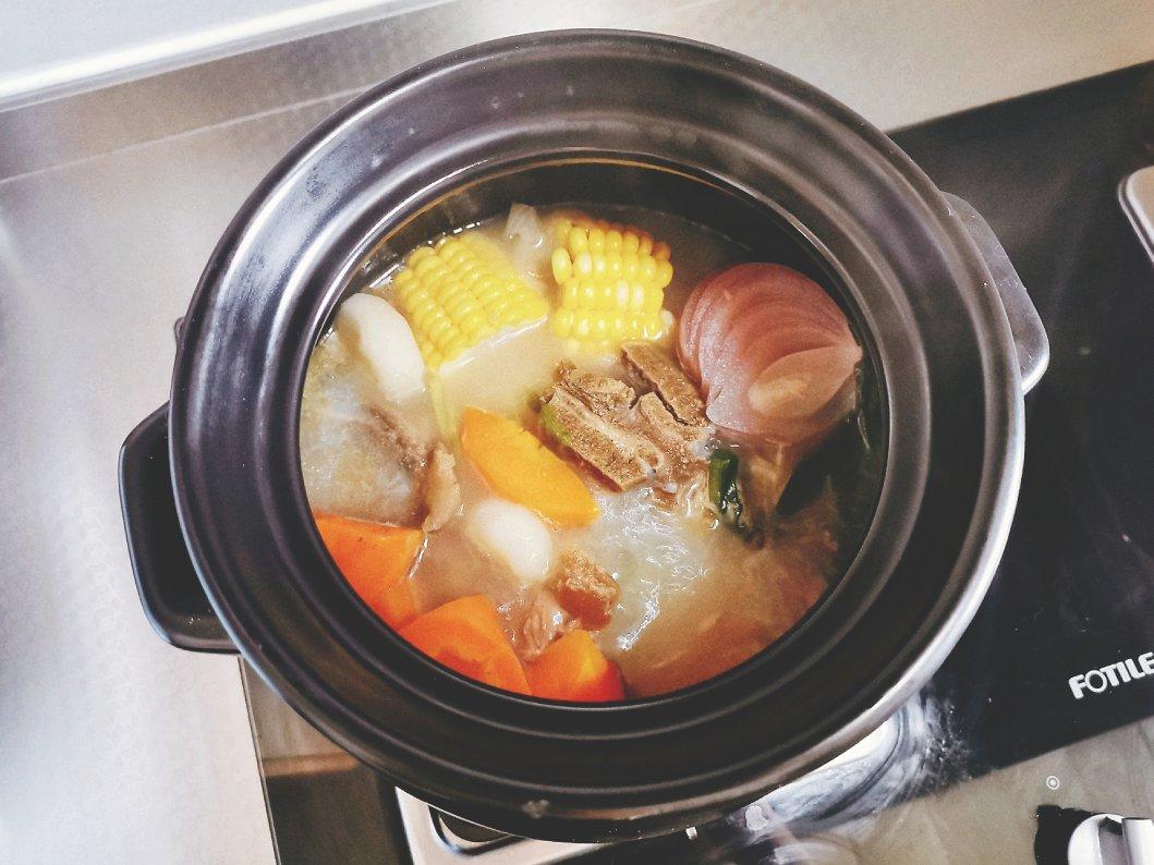 美味牛骨养生汤