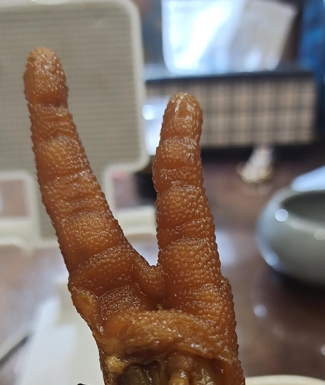 绝对不会后悔的酸辣鸡爪