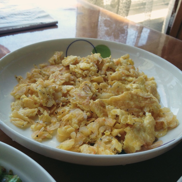 虾皮韭菜炒鸡蛋