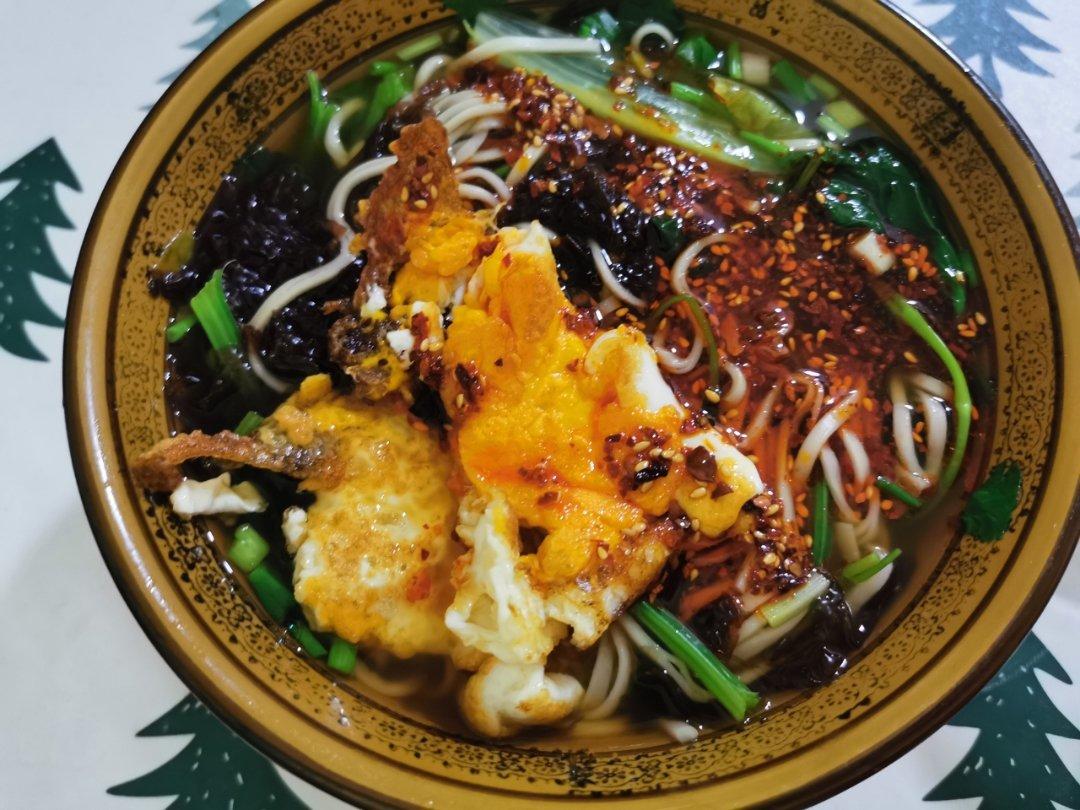 一碗热汤面