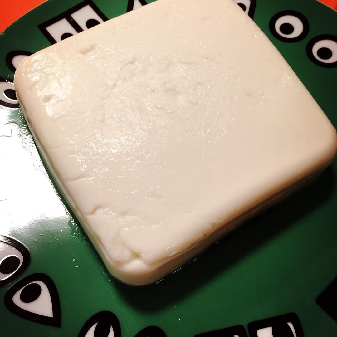 完胜85度C牛奶椰丝小方