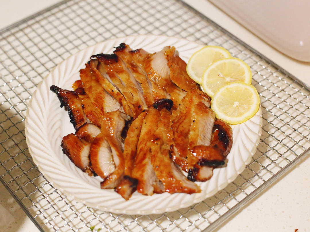 超简单的泰式猪颈肉