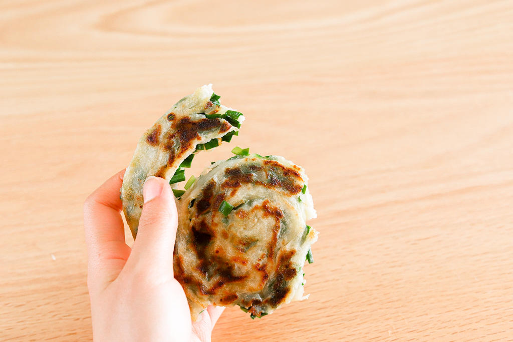 软香韭菜大饼