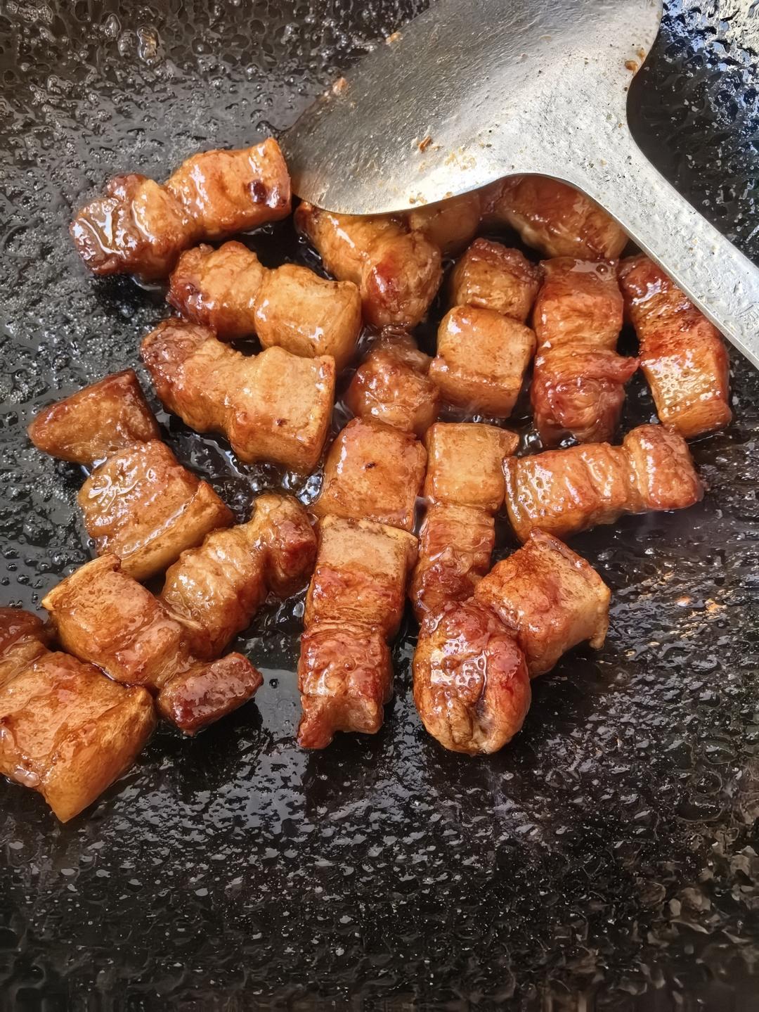 不焯水不放油的家常红烧肉