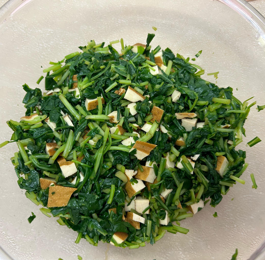 马兰头拌香干，舌尖上的春意一定要尝！