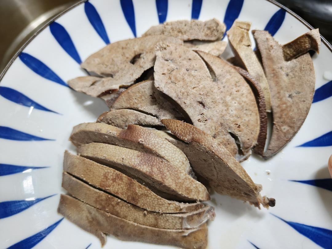 86岁奶奶教的盐水猪肝