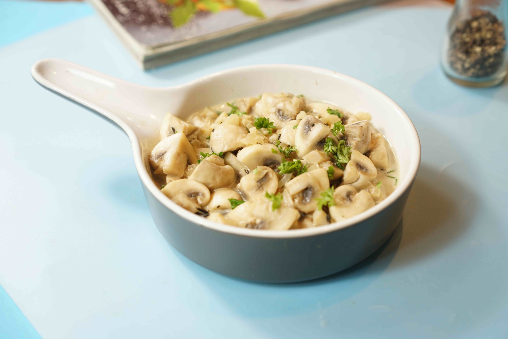简单又美味的奶油烩蘑菇的做法