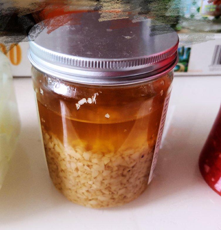 慢慢的瘦下去吧做的蒜蓉酱