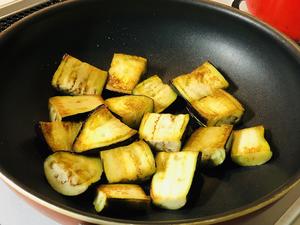 日式家庭料理～柚子醋煮茄子的做法 步骤4