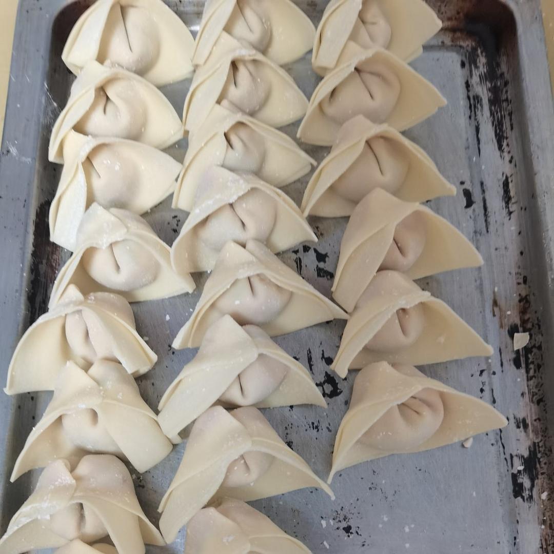 芹菜猪肉大馅饺子