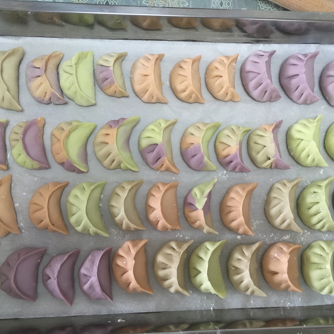 彩色水饺