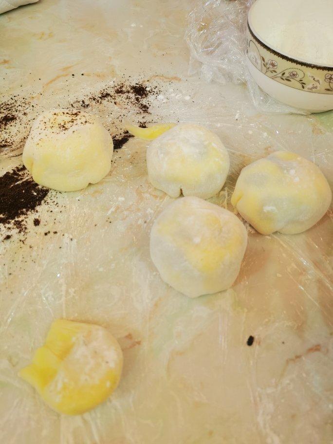 腹黑白胖子——奥利奥雪媚娘