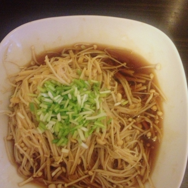 油泼金针菇