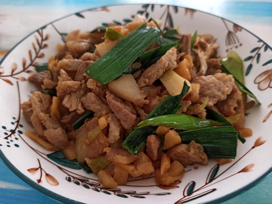 萝卜干炒肉