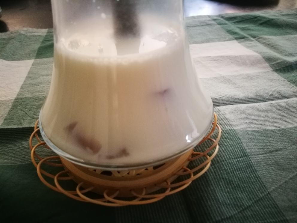 芝芋香牛奶的做法