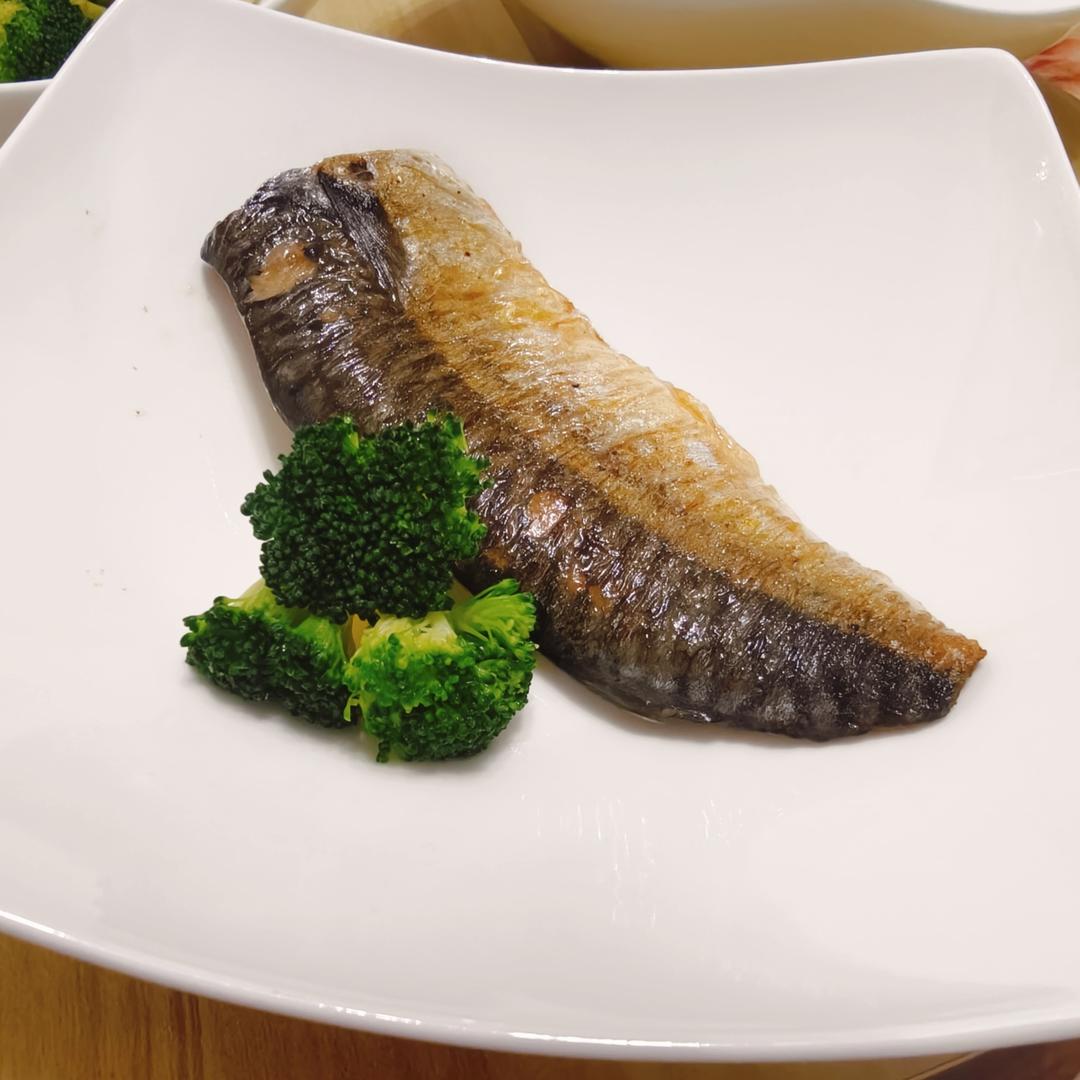 香煎鲭鱼