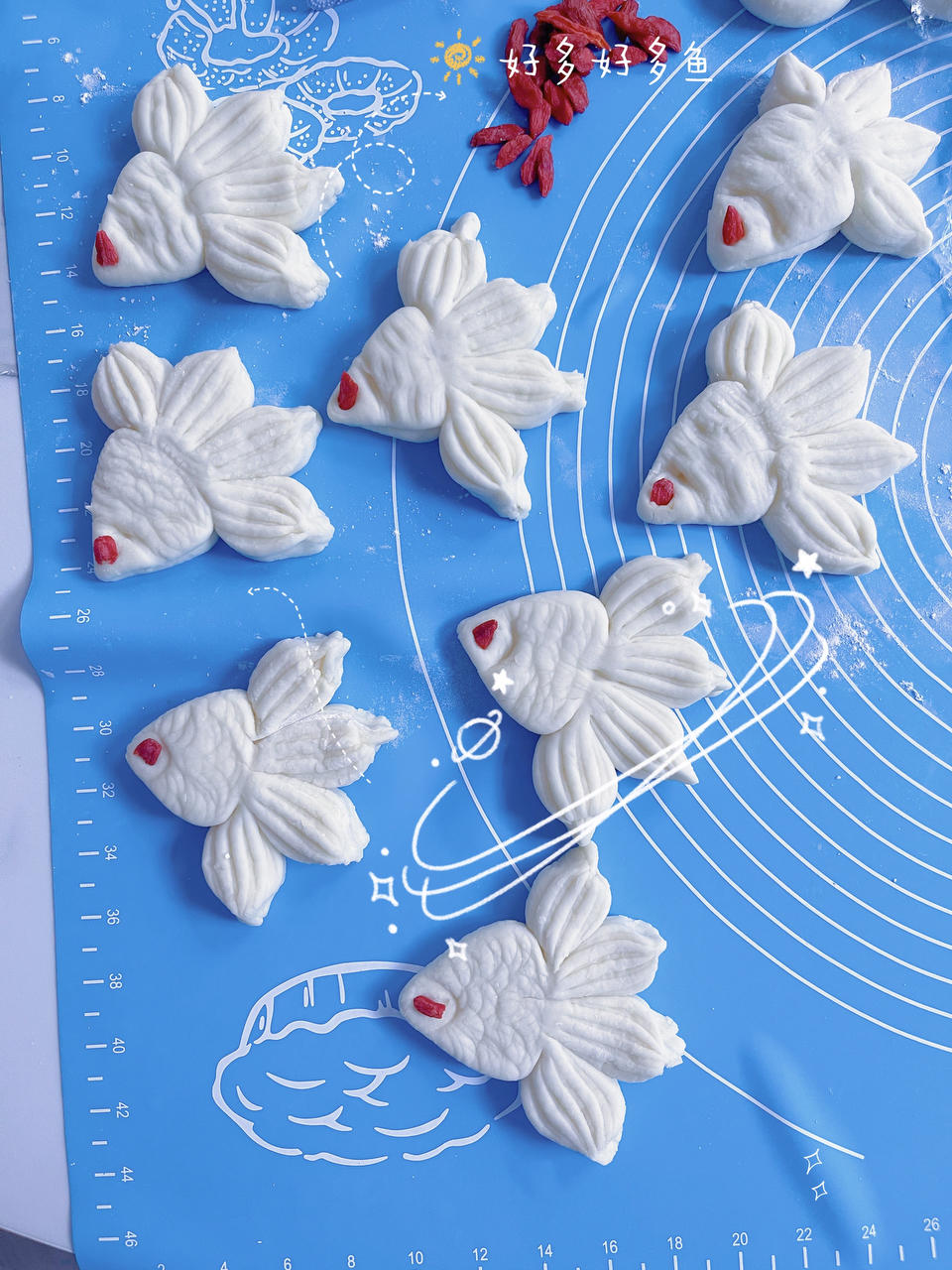 花样面食小金鱼