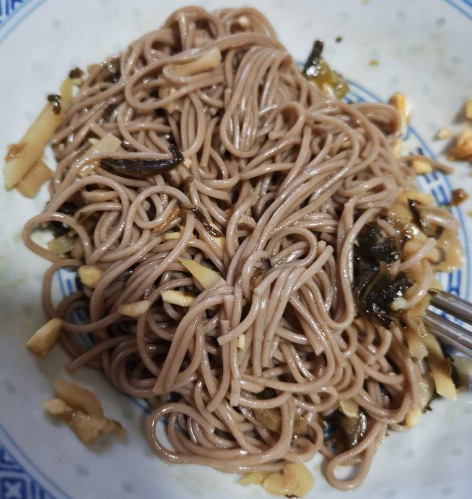 凉面（荞麦面）