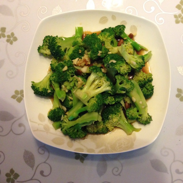 蒜蓉凉拌西兰花