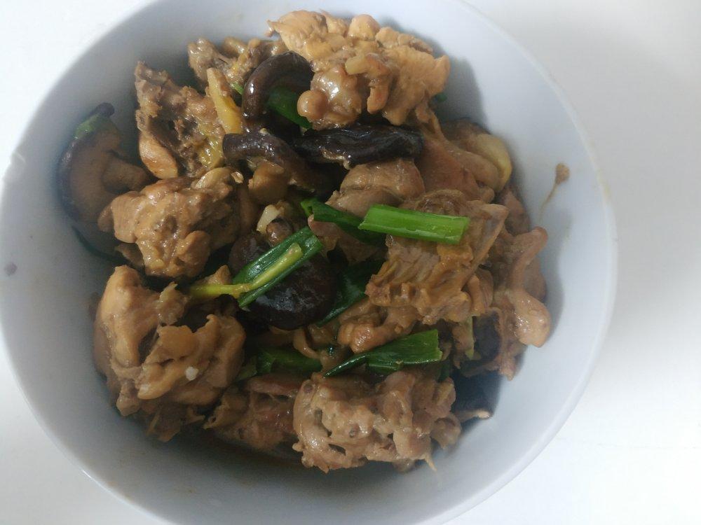 香菇烧鸡