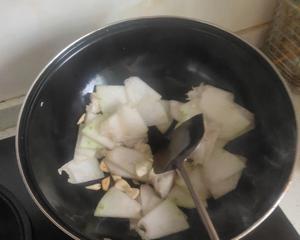 鲜美冬瓜汤（减脂）的做法 步骤2