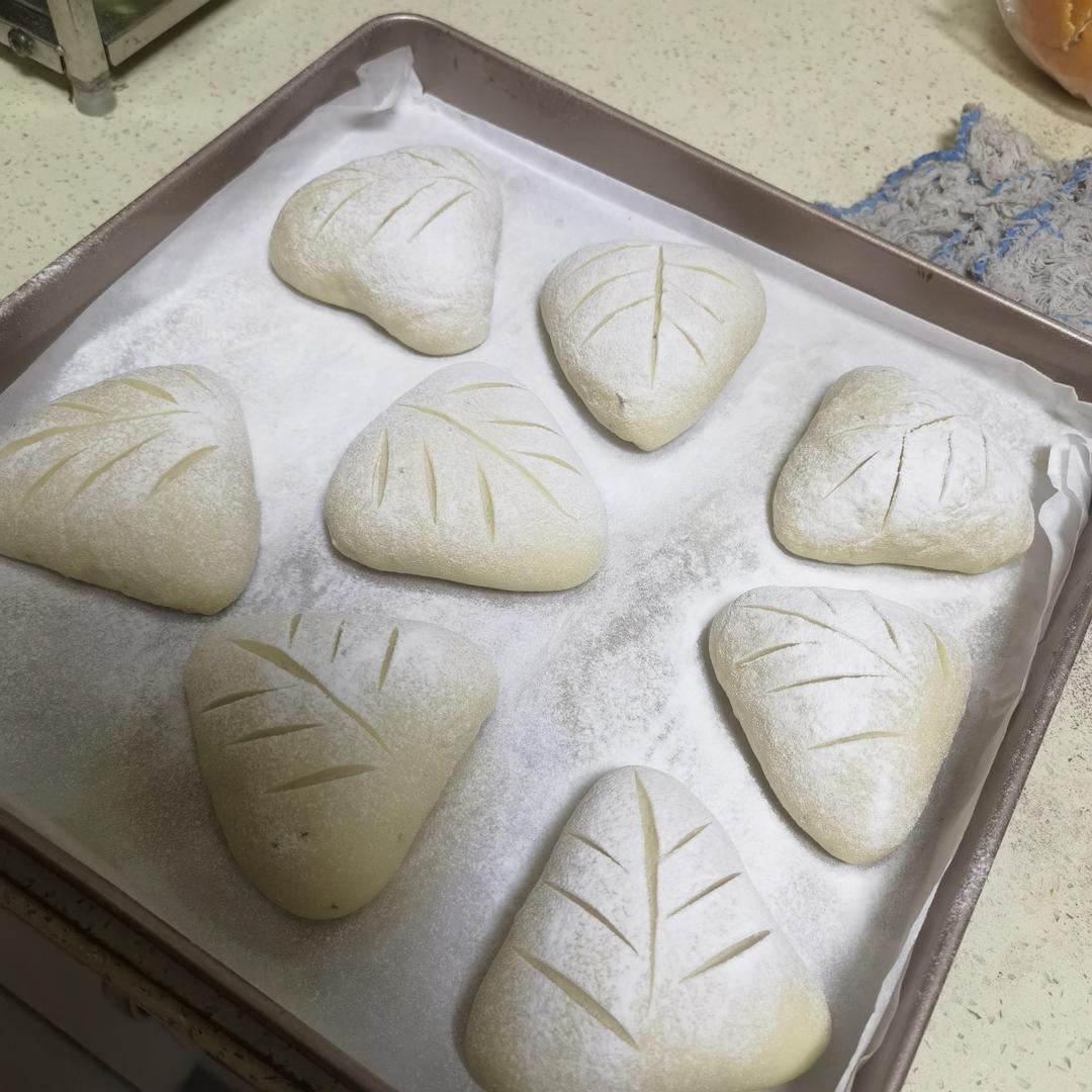 火龙果软欧包，粉嘟嘟～