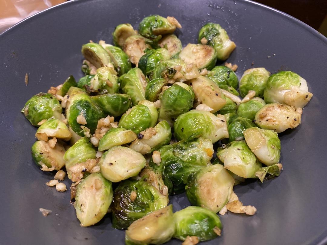 【蒜香孢子甘蓝】Brussel Sprout 抱子甘蓝